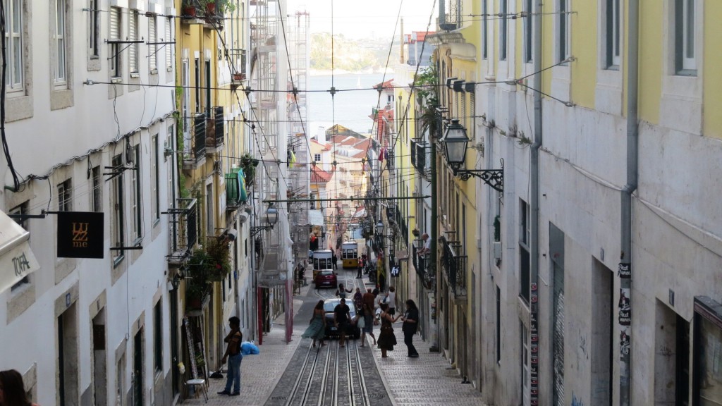 Fonte och Lisboa på kvällen juli 2015 099